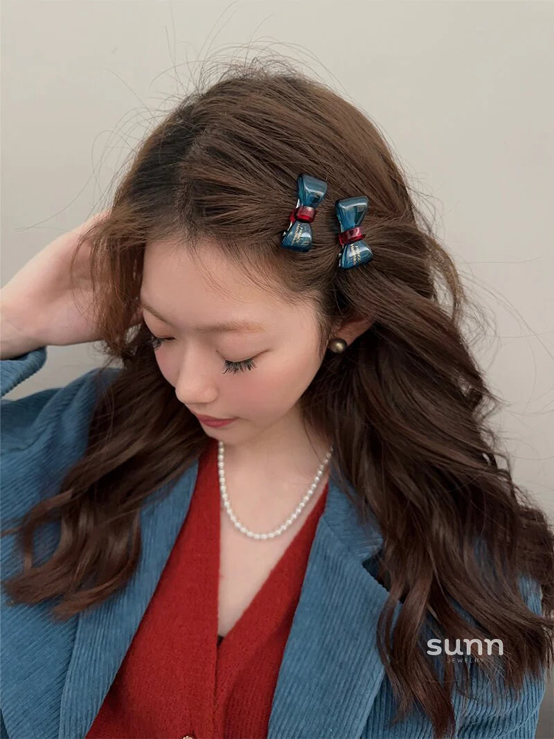 Vanna Dainty Star Bow Clip