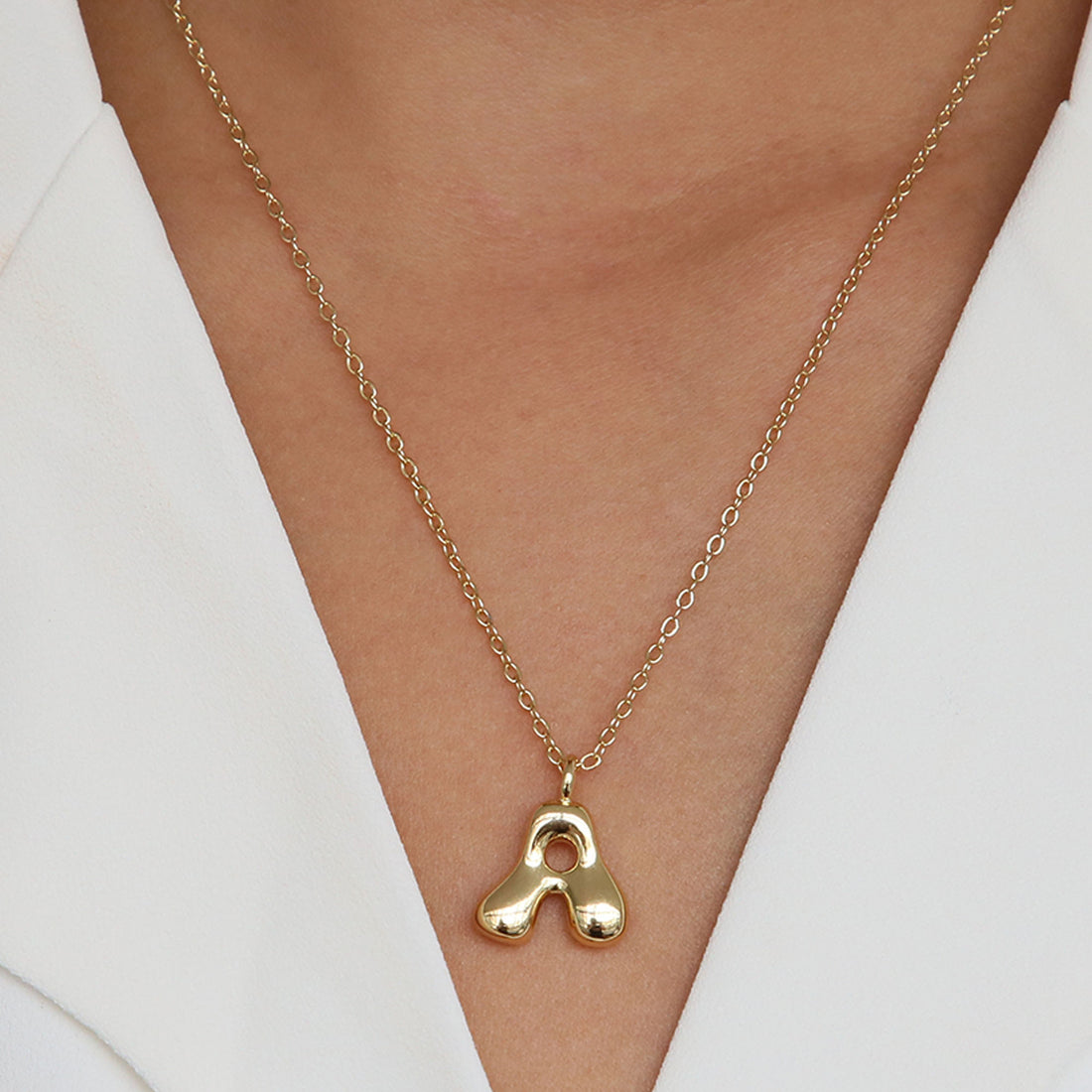 Vanya Gold Initial Bubble Necklace [GQO8QBSQ]