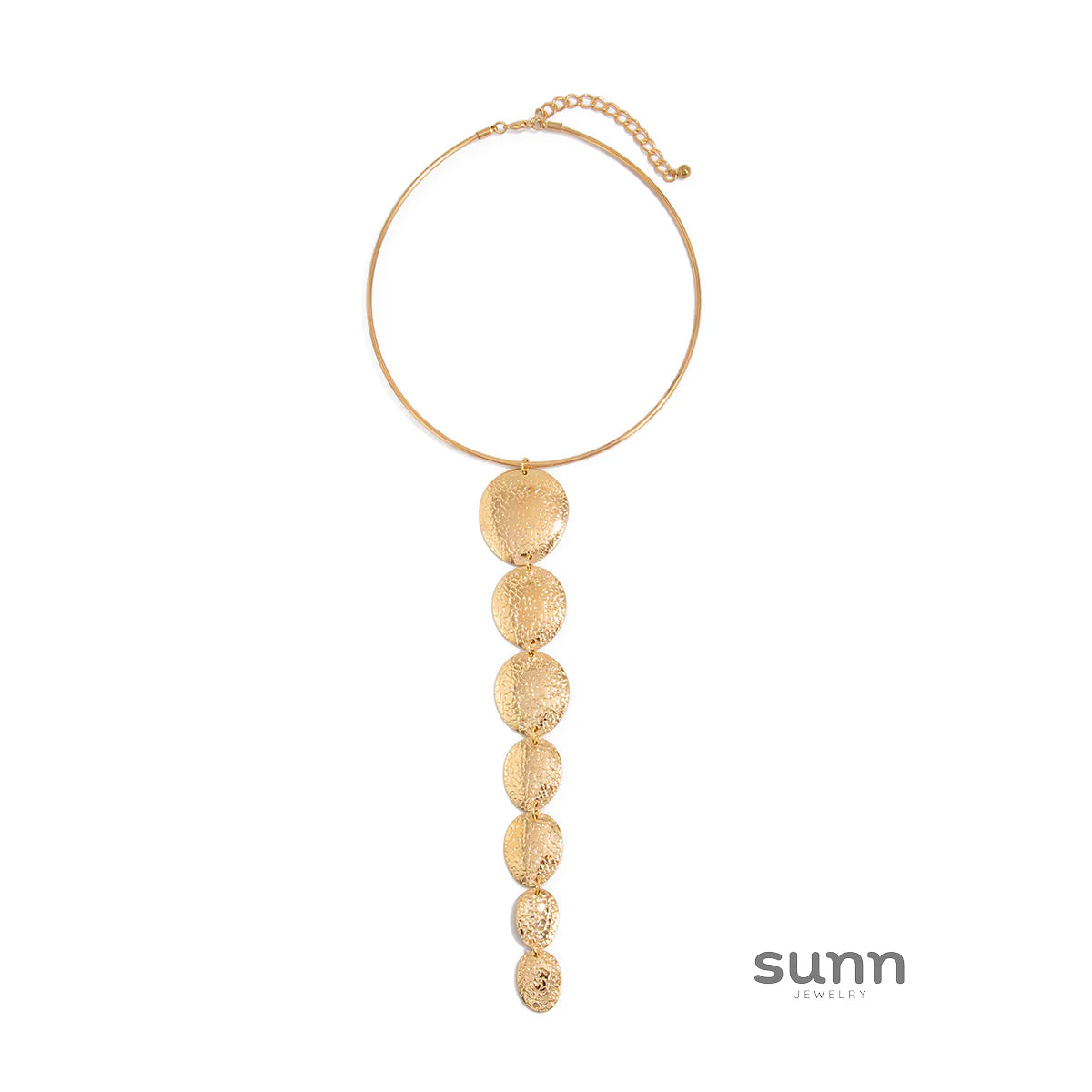 Vayda Geometric Pendant Necklace