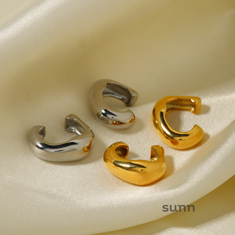 Veera Rivet Stainless Steel Ear Cuff [WL8GBHCC]
