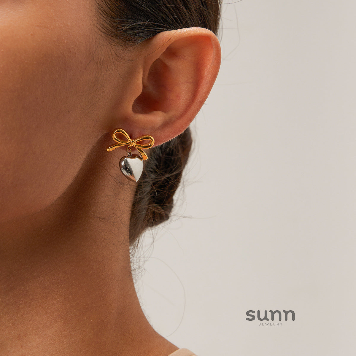 Venice Gold Heart Earrings [VL0T8EFK]