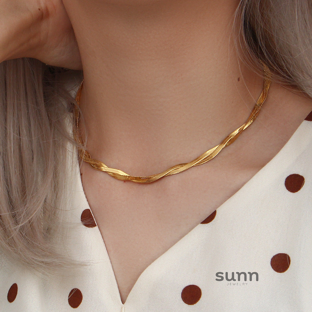 Verena Braided Fishbone Necklace [0YN2TVAG]