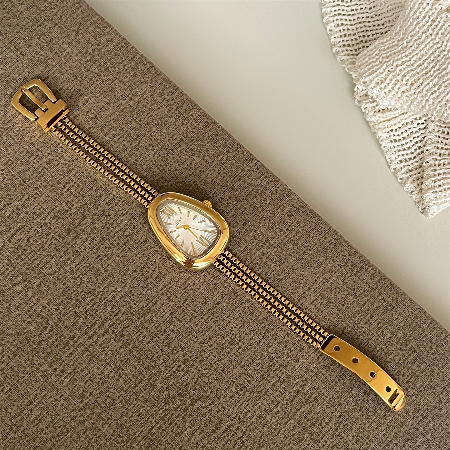 Verity Serpent Bracelet Watch [AS9H0XCL]