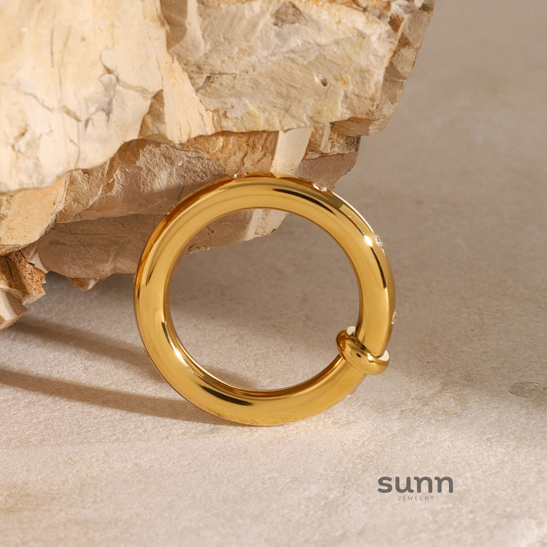 Vesper Geometric Rhinestone Ring [QG0EIJ2E]