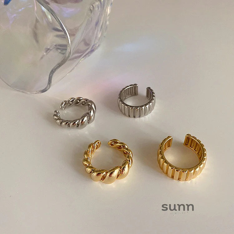 Victory Twist Adjustable Ring