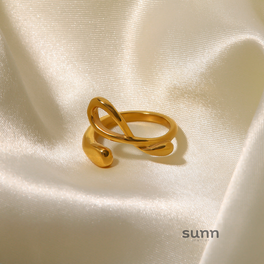 Vienna Cross Open Ring [NBE76A4D]