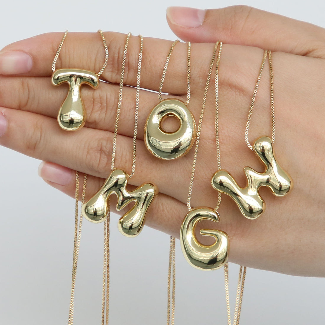 Virginia Bubble Initial Necklace [5F88TCFO]