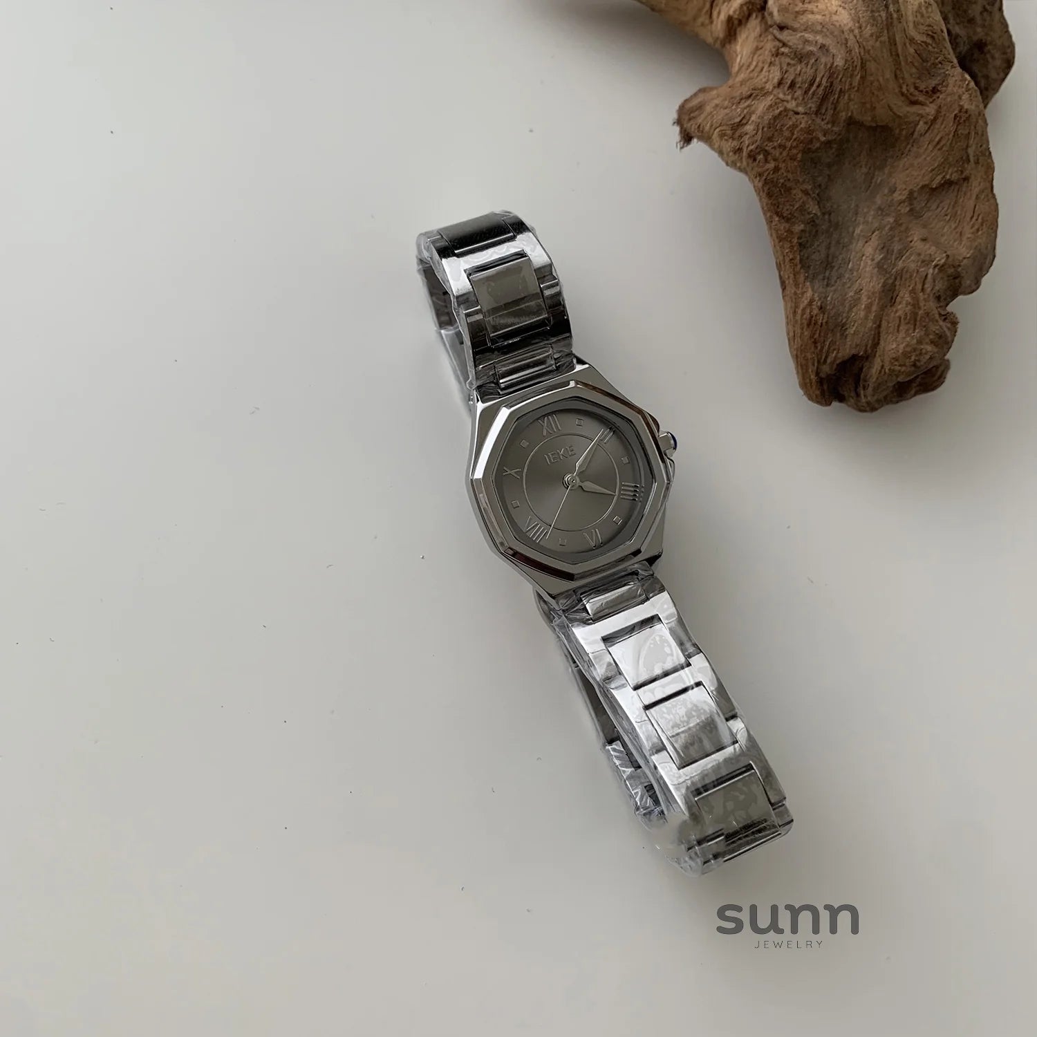 Vittoria Elegant Steel Wristwatch
