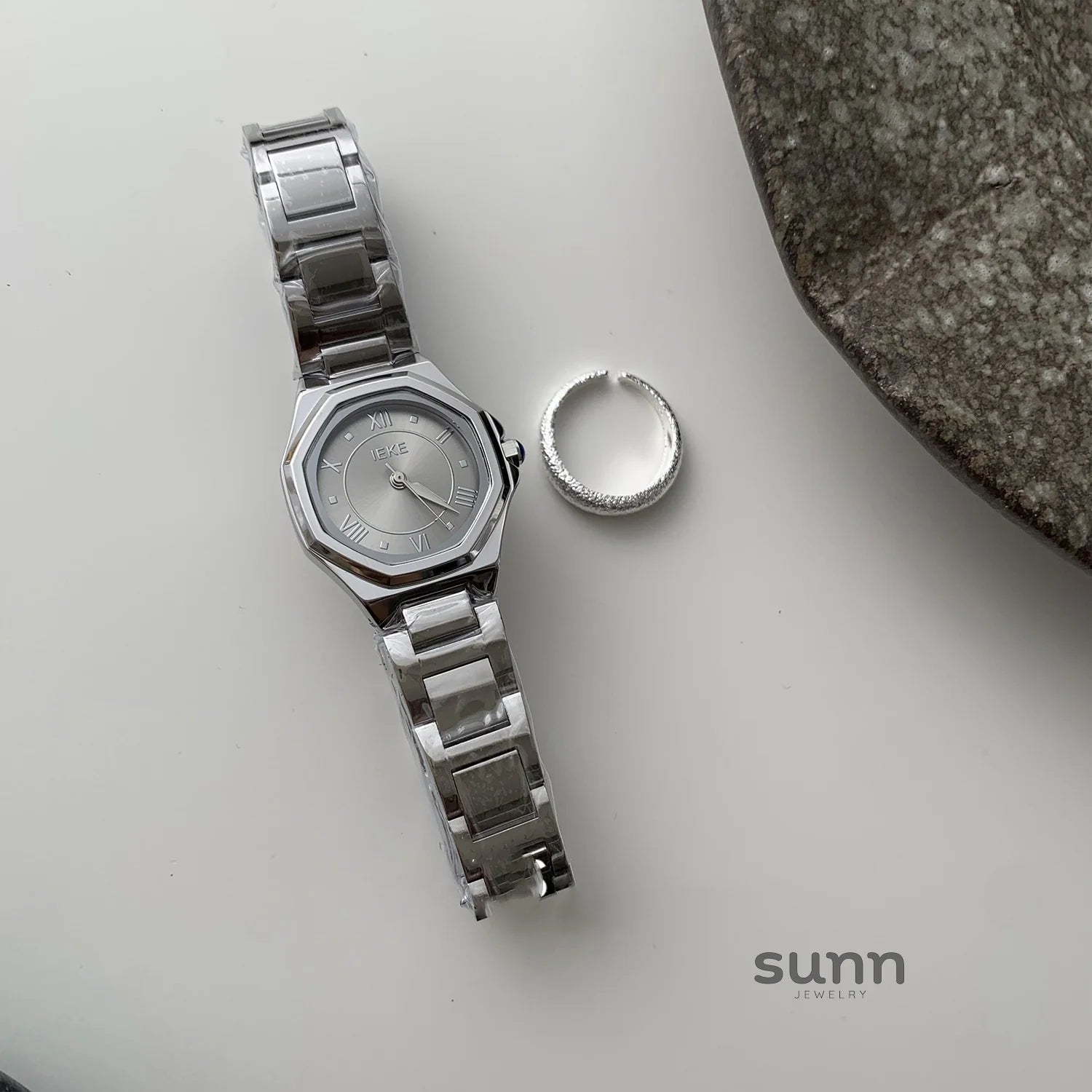 Vittoria Elegant Steel Wristwatch