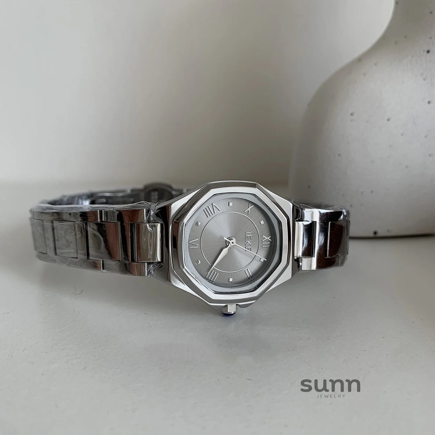 Vittoria Elegant Steel Wristwatch