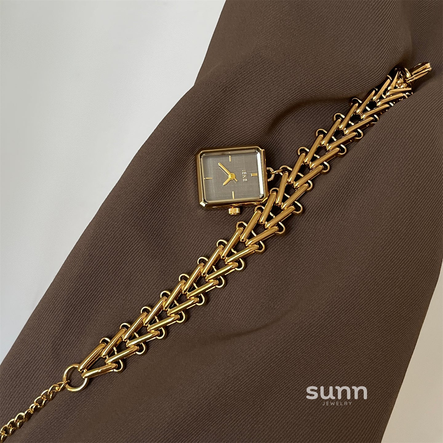 Viviana Square Bracelet Watch [C57TNCUY]