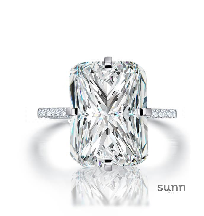 Vivianne Square Diamond Ring [UJTCAX82]
