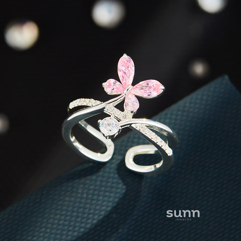 Vivienne Delicate Butterfly Ring [VFMIFW2M]