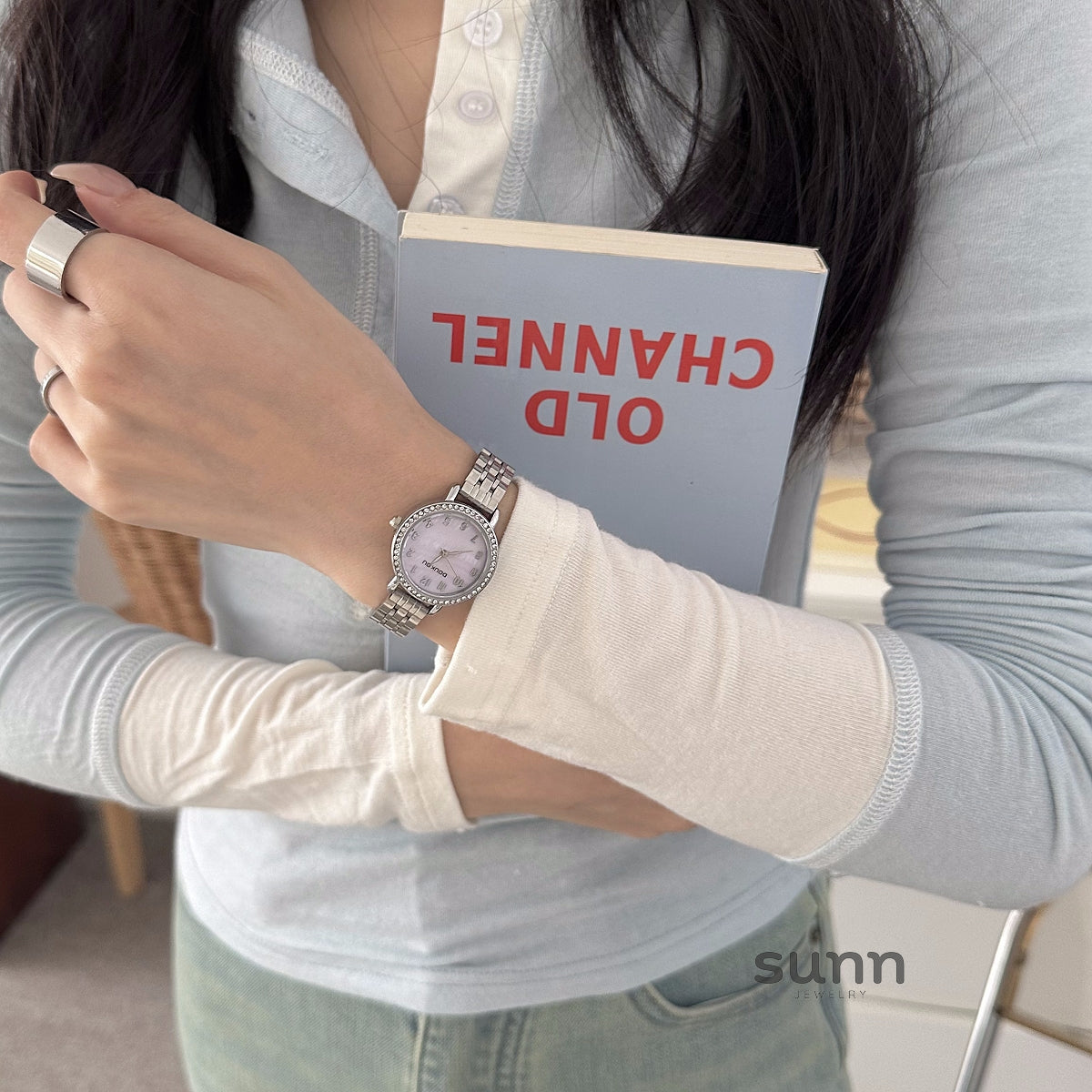 Vivienne Starry Pearl Watch [QRH3CI5C]