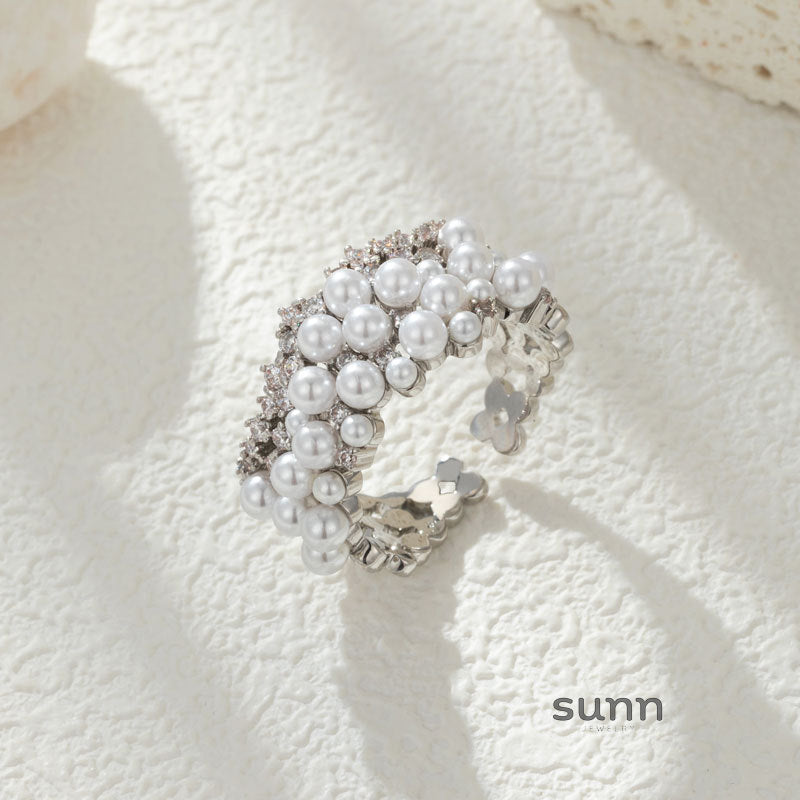 Wednesday Pearl Zircon Open Ring [4TB7ZTRB]