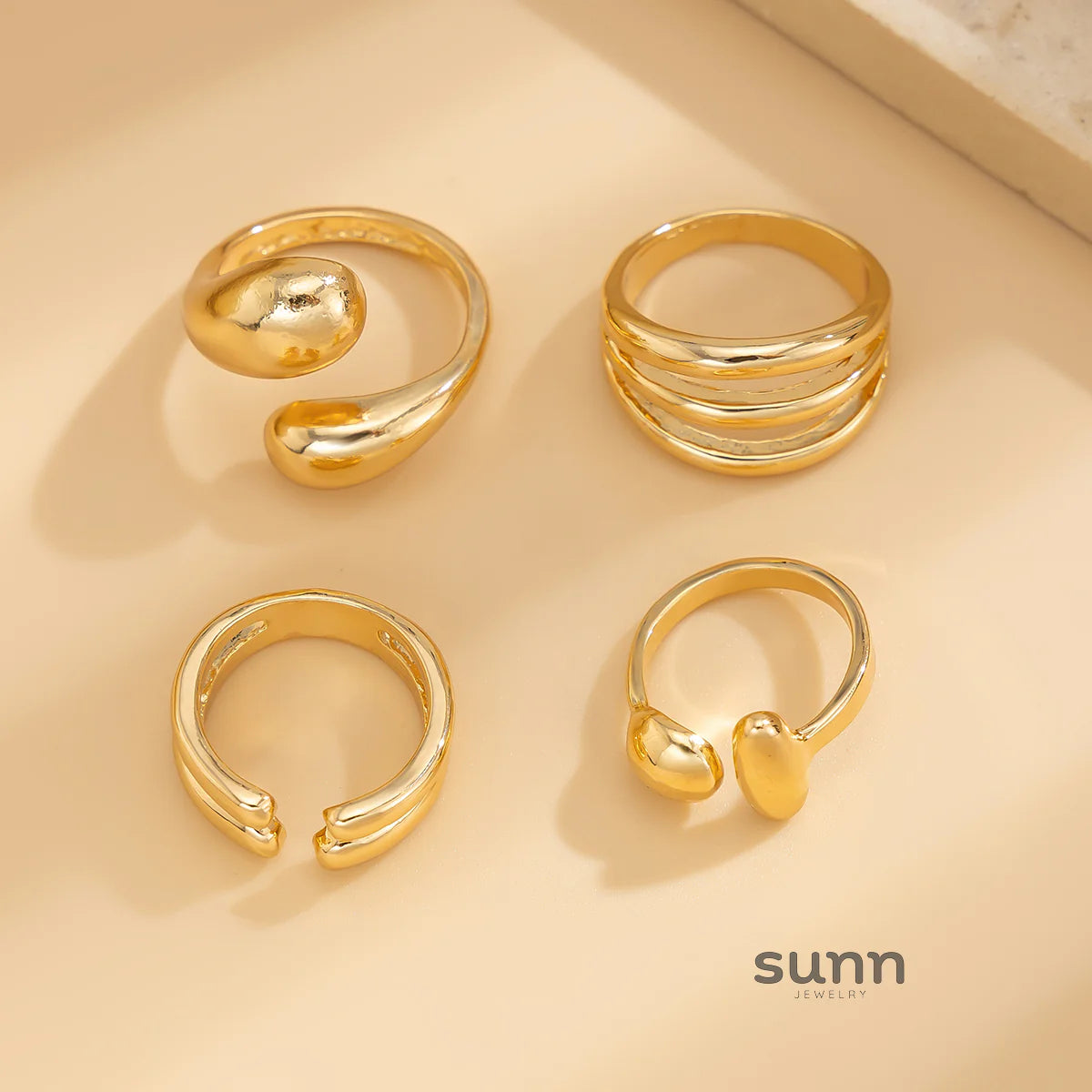 Wednesday Waterdrop Ring Set