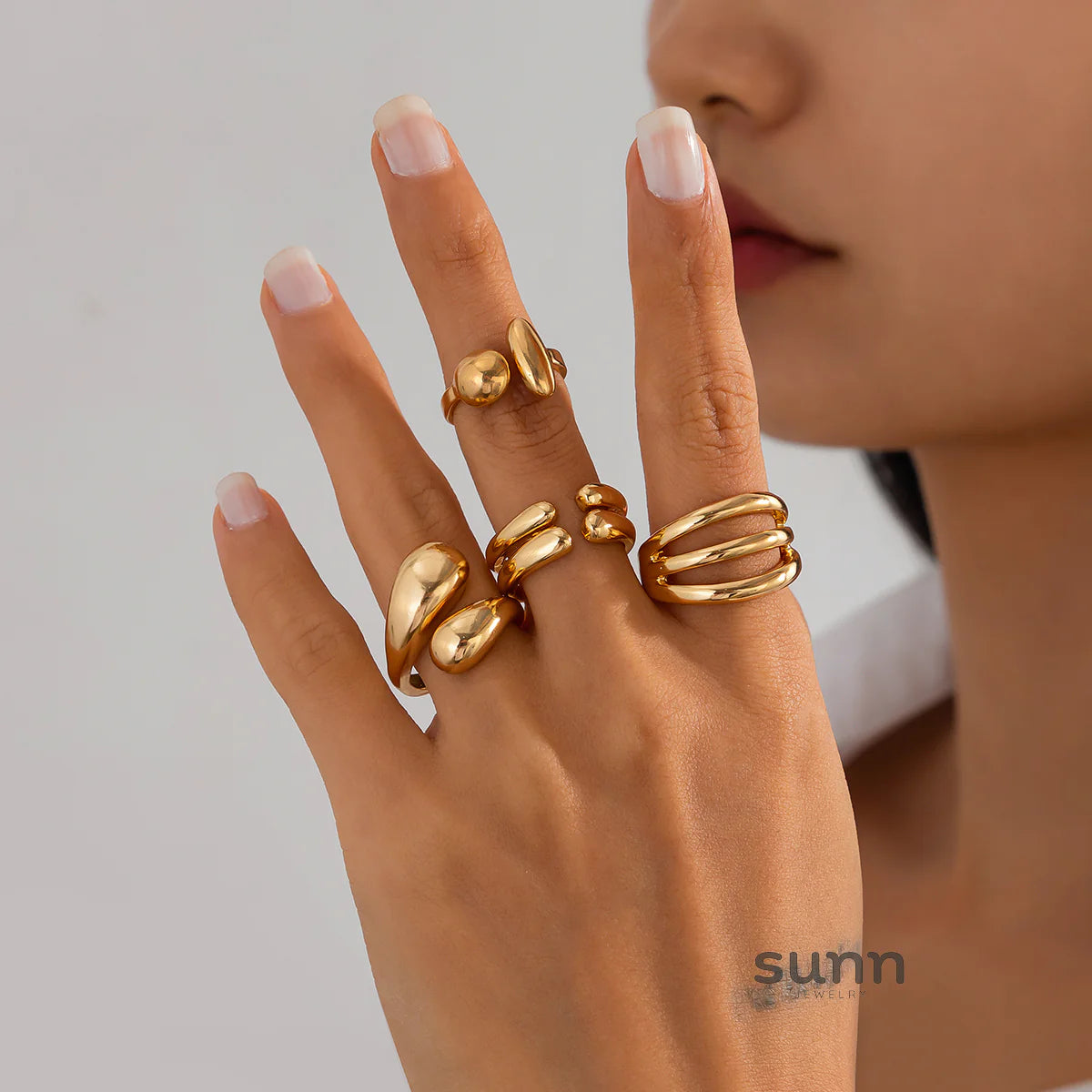 Wednesday Waterdrop Ring Set