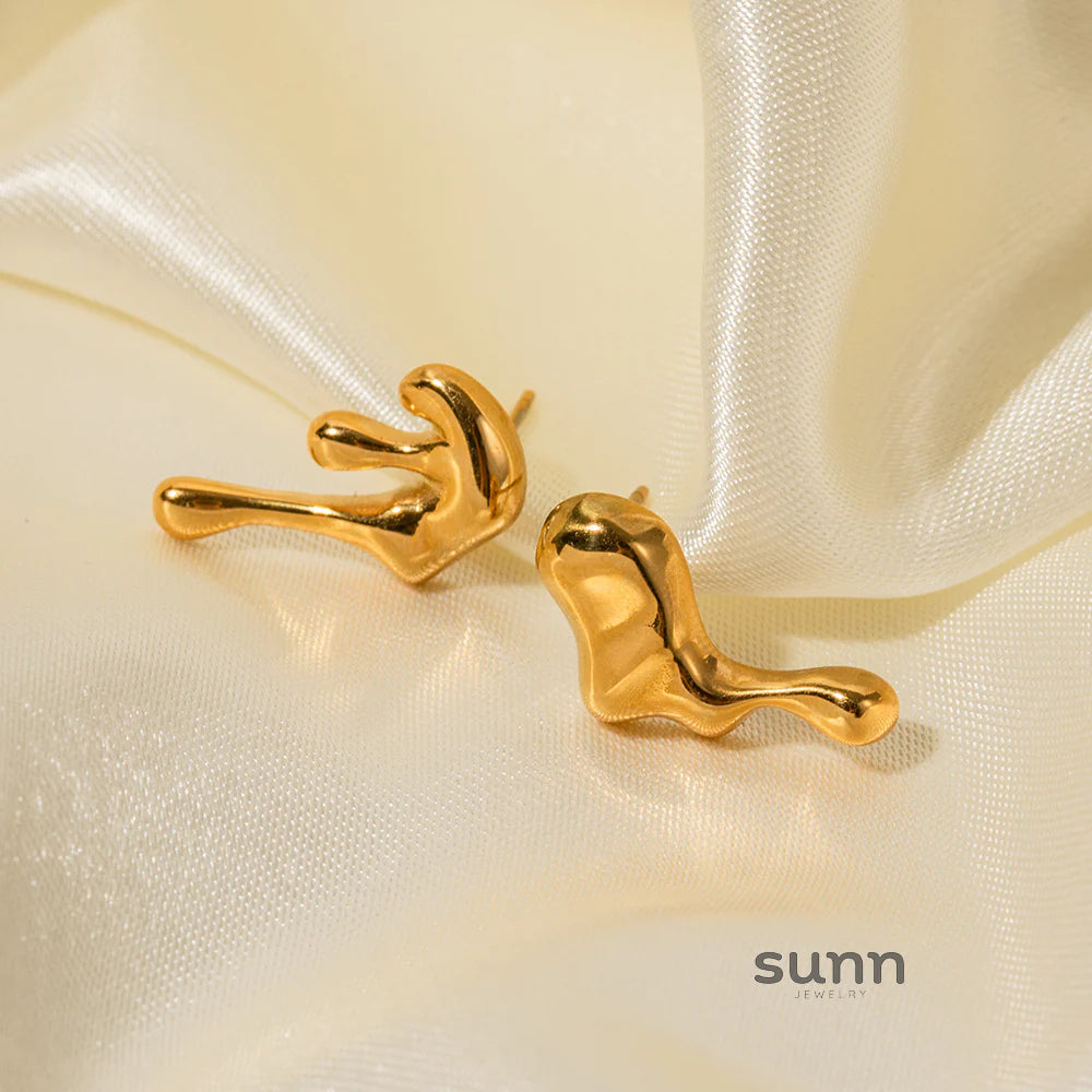 Weslynn Sculptural Drop Earrings