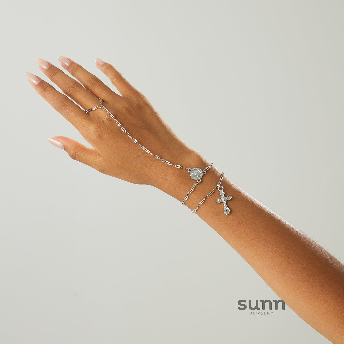 Westlyn Layered Cross Bracelet [HE9MV6HA]
