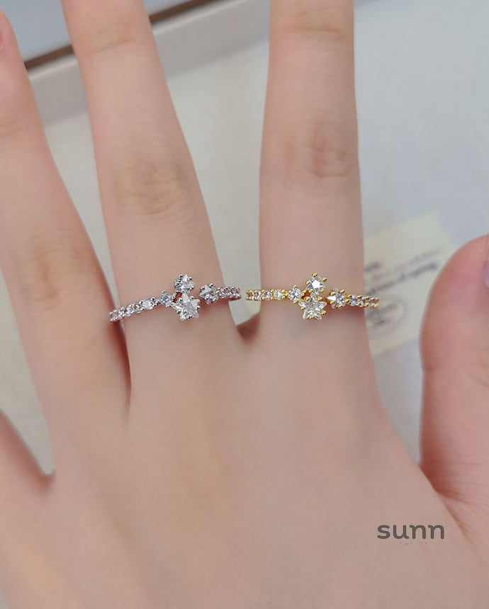 Westlynn Starburst Pave Ring [3ZA8Q6U7]