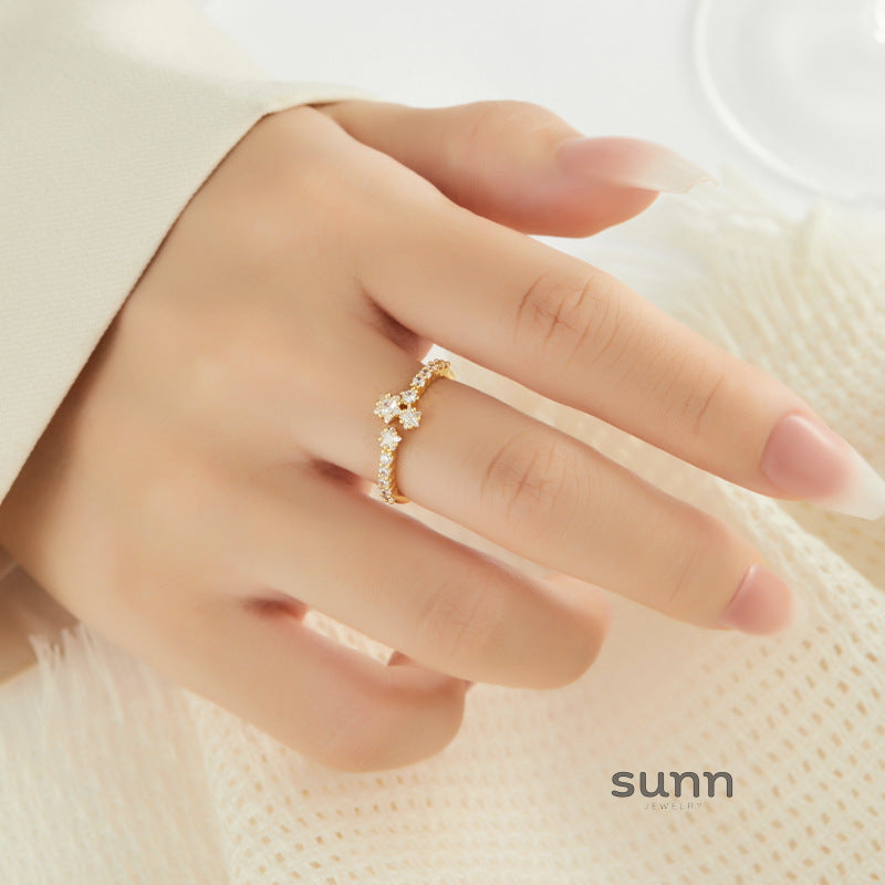 Westlynn Starburst Pave Ring [XTGCLY8N]