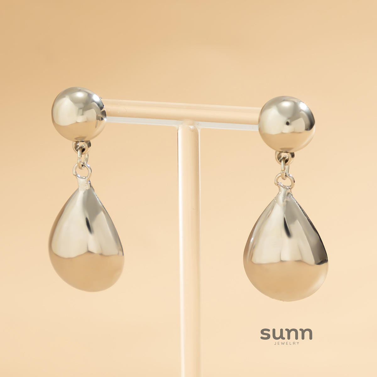 Whitlee Geometric Bean Drop Earrings [3EN7D9ZJ]