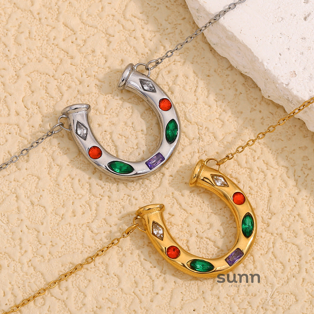 Whitlee Rhinestone U-Pendant Necklace [IZWXRVN4]
