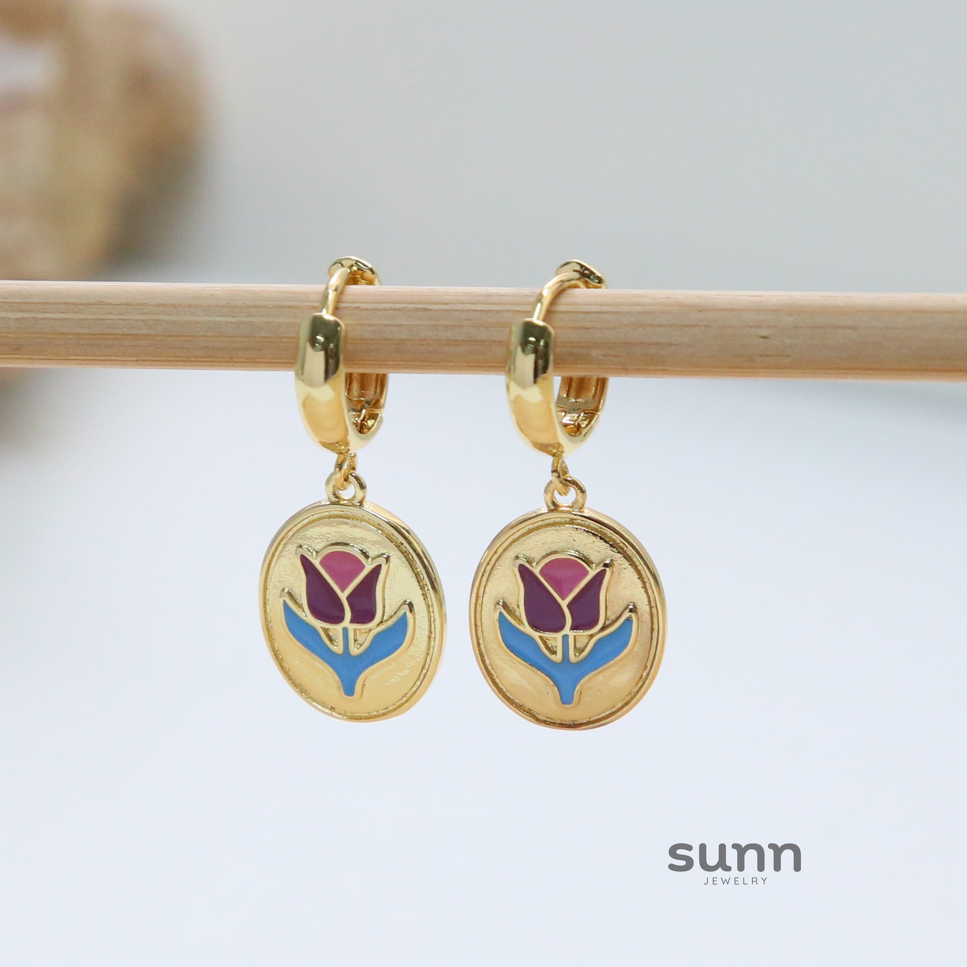 Whitleigh Tulip Ear Cuffs [0Y0K6XHM]
