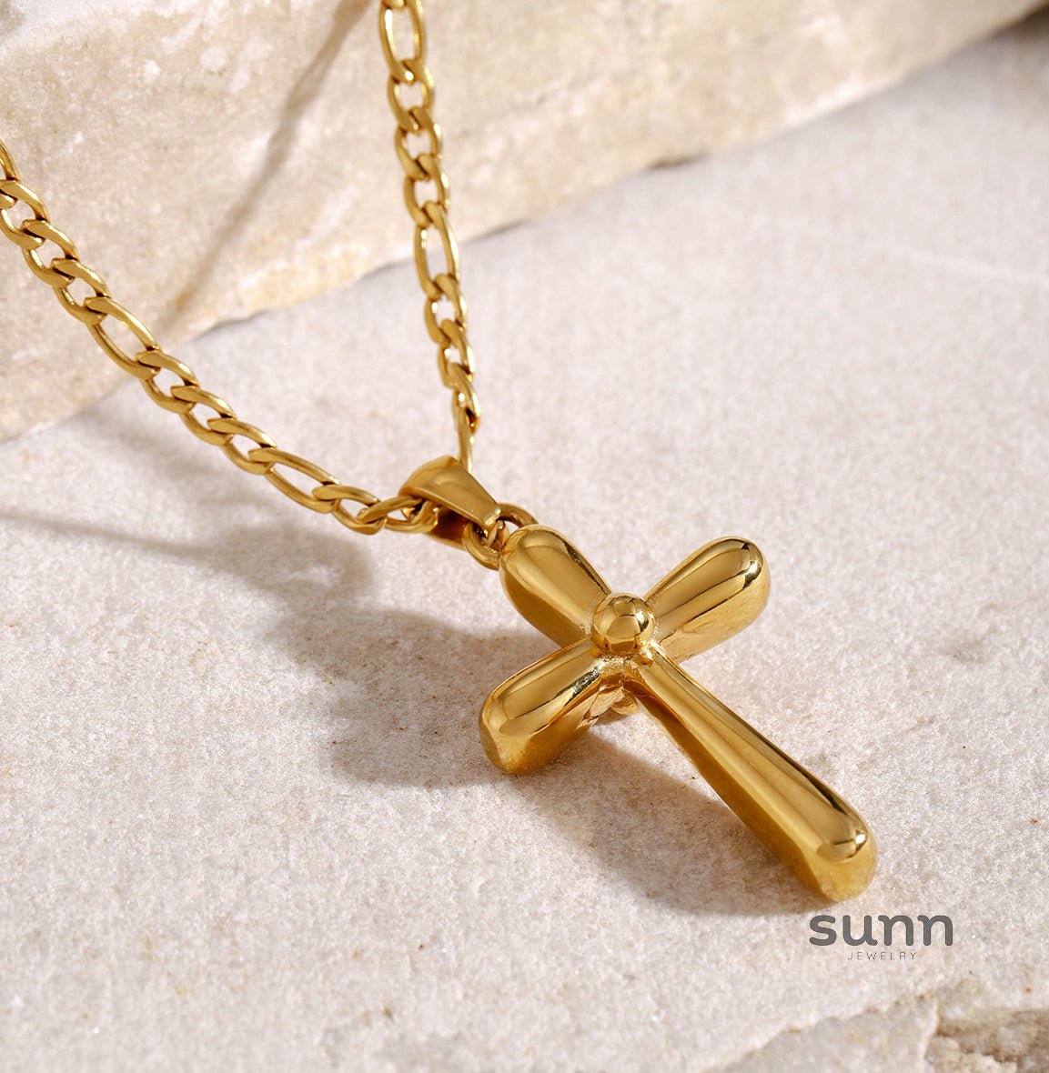 Whitley Gold Cross Necklace [3T4B10OH]