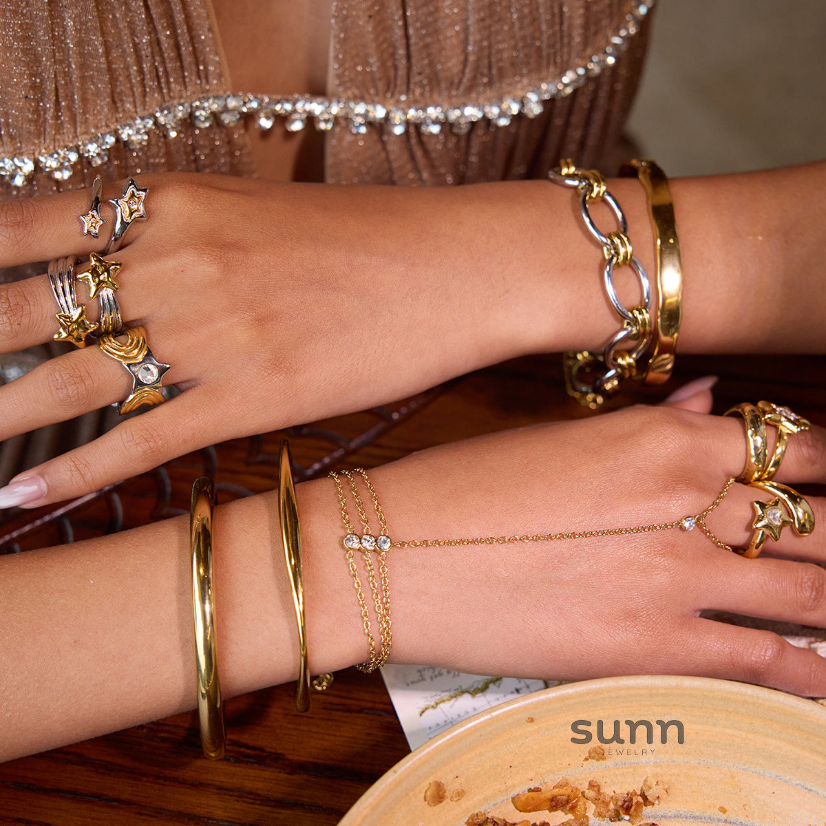 Willamina Starburst Stacking Ring [FIBUXYZZ]