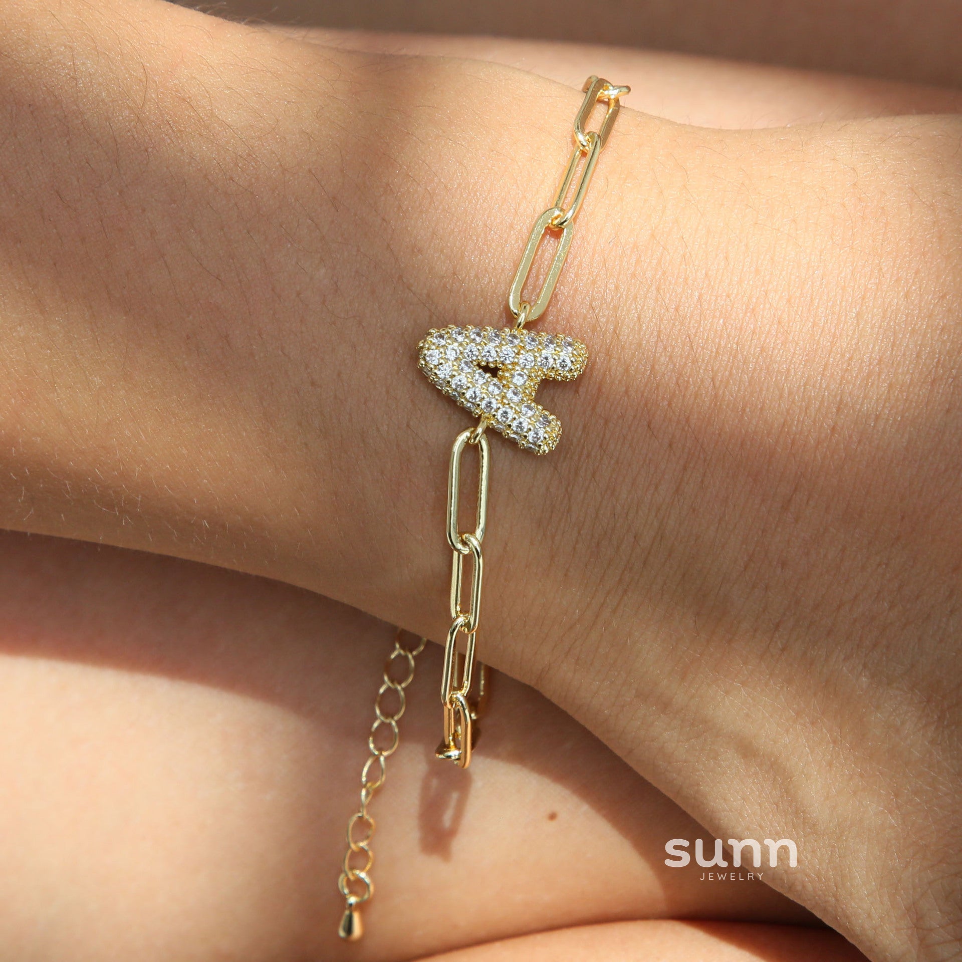 Willow Bubble Initial Bracelet [RHXTMM4B]