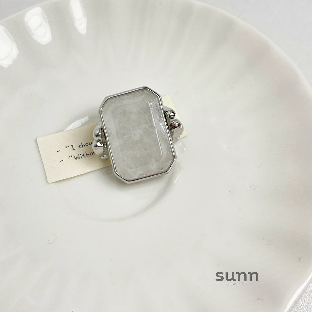 Wilma Retro Crystal Cocktail Ring [SP5K5D63]