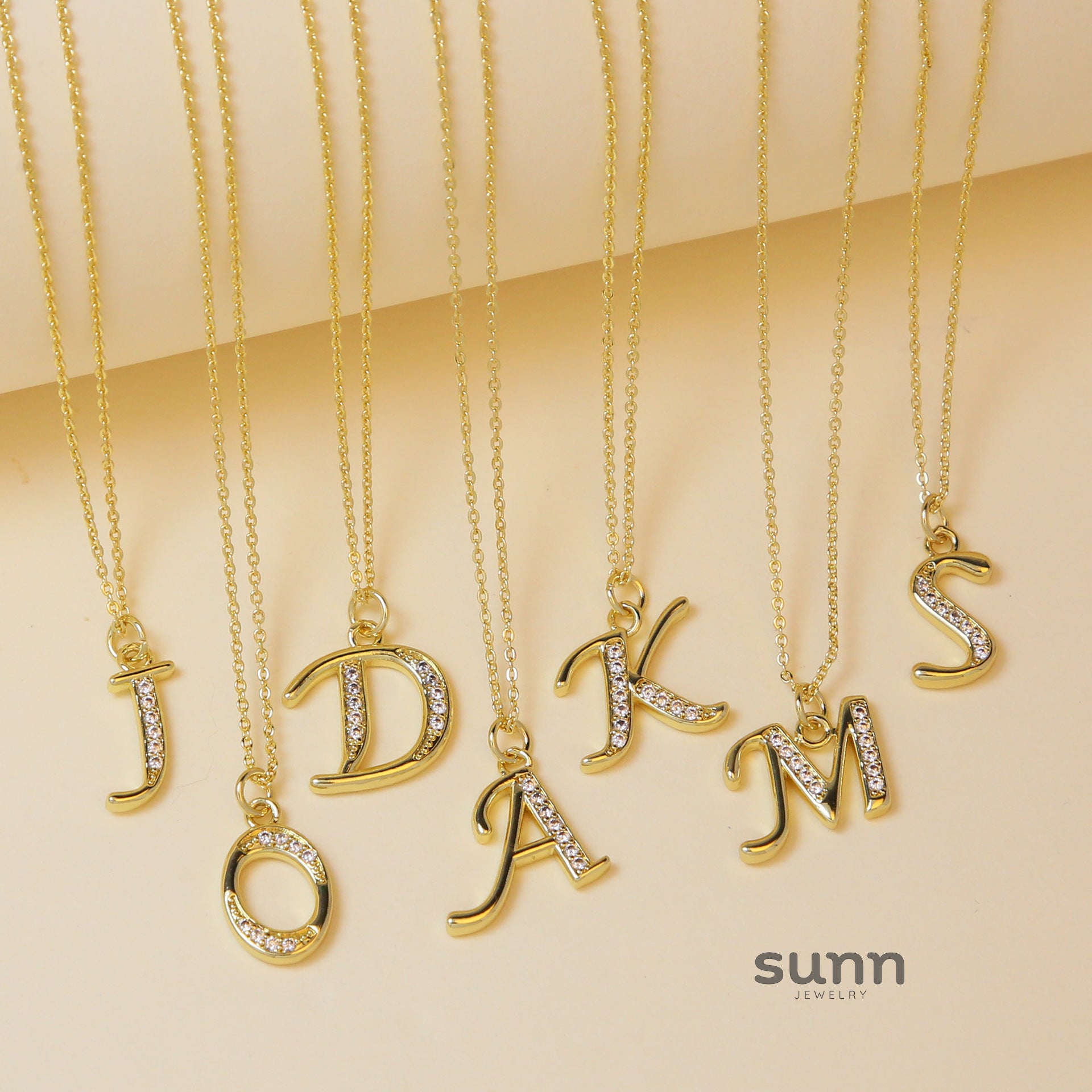 Winifred Delicate Alphabet Necklace [PD84VASM]