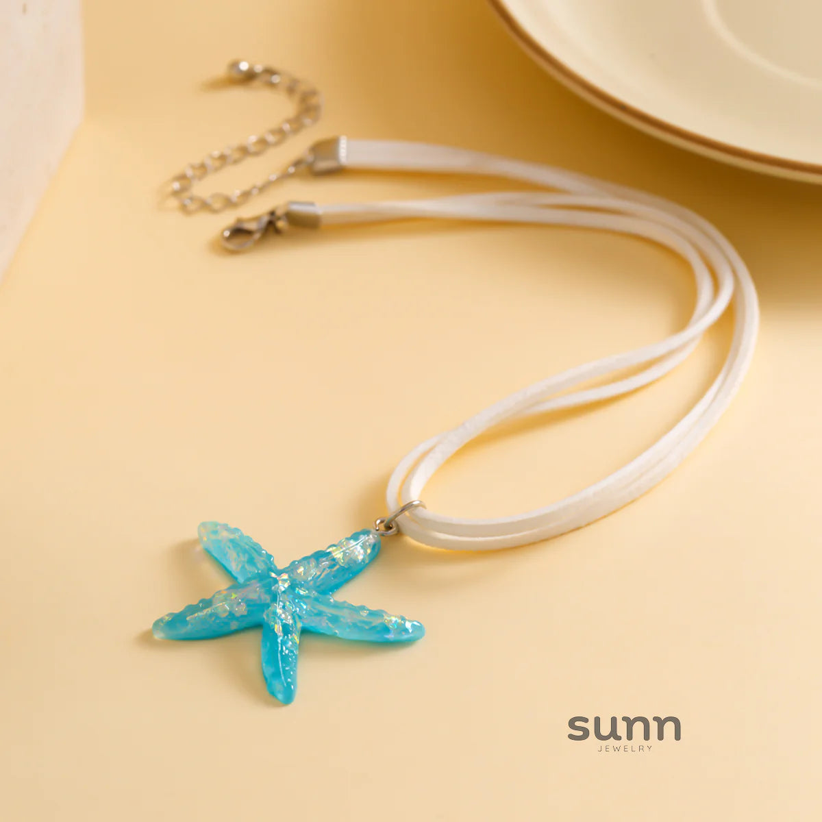 Wrenley Starfish Choker Necklace
