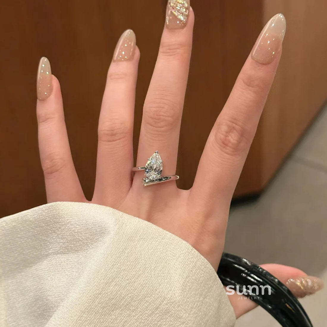 Wrigley Sparkling Waterdrop Ring