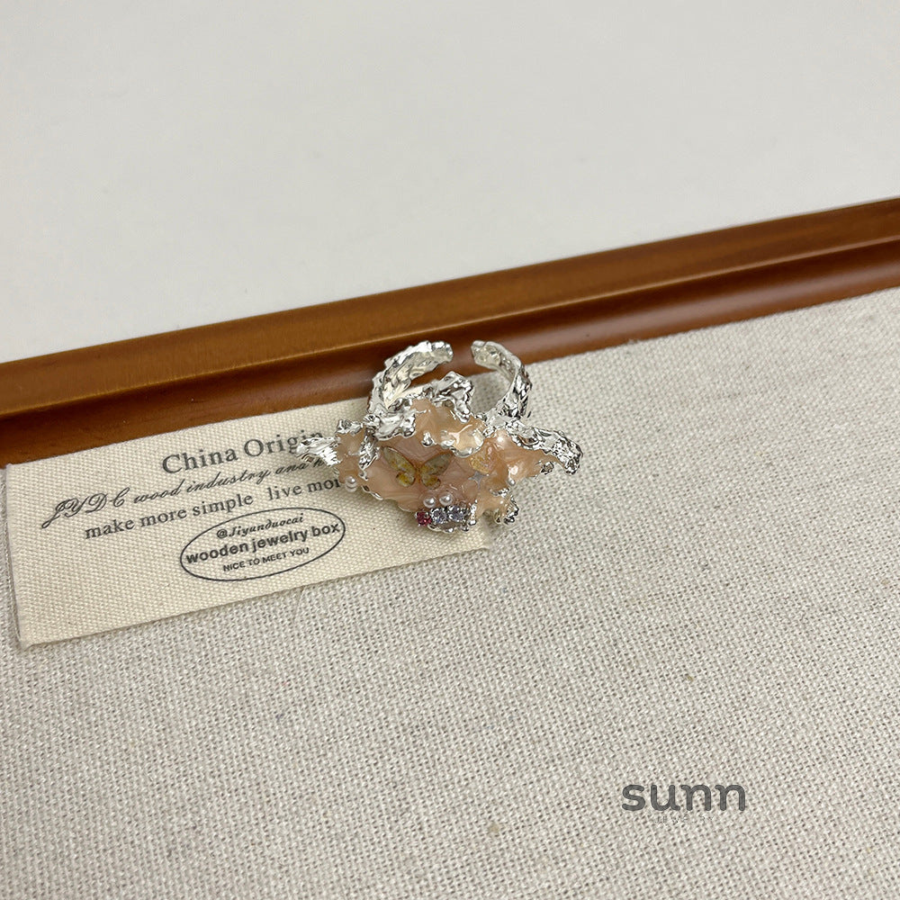 Wynn Enamel Butterfly Ring [O3TW29PV]