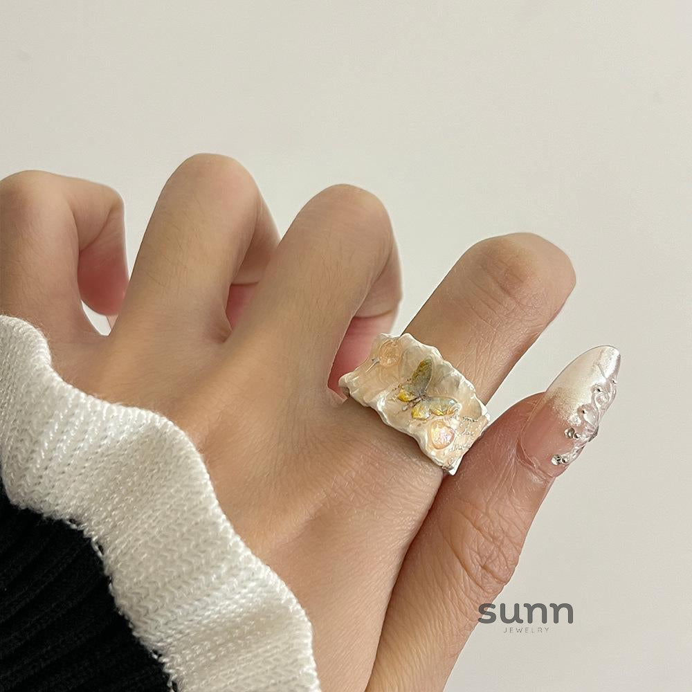 Wynn Enamel Butterfly Ring [LRONITOY]