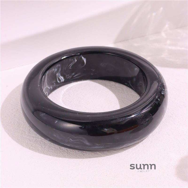 Xandria Artistic Swirl Bangle [BMNGZHAY]