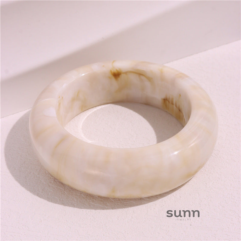 Xandria Artistic Swirl Bangle [HMMJW6D2]