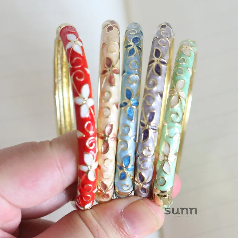 Xaria Clover Enamel Bangle