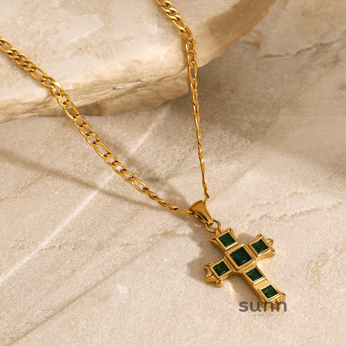 Xia Cross Earring Necklace Set [M5LFD4V2]