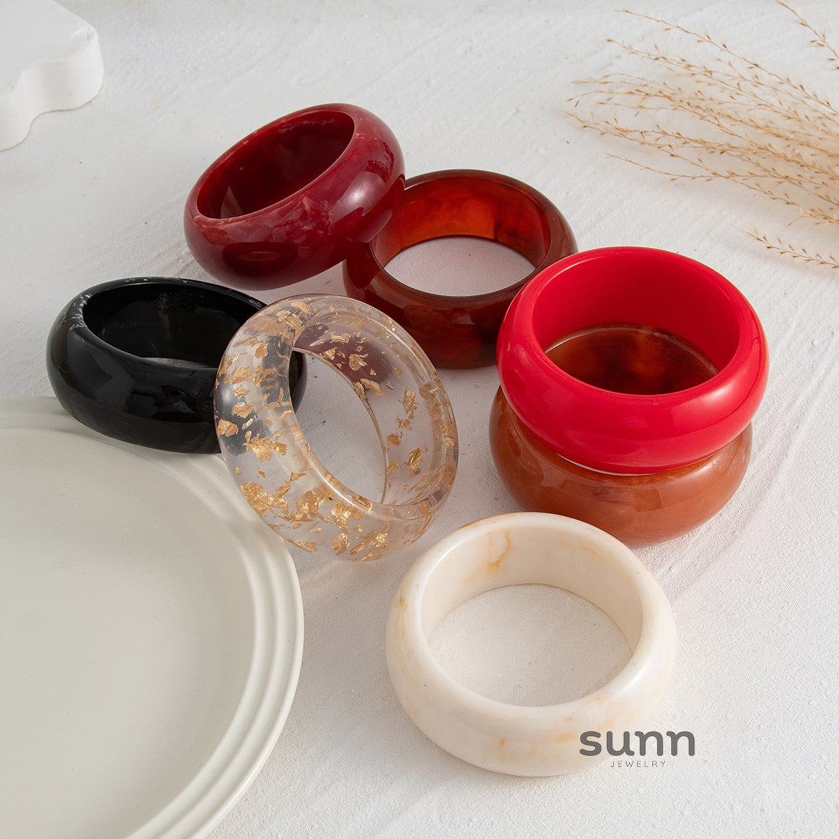 Xia Glossy Resin Cuff [SNPFITL6]