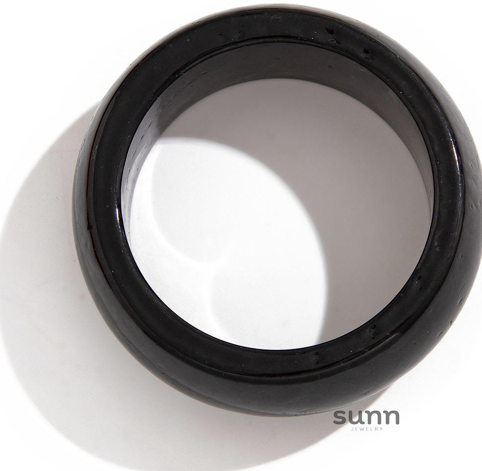 Xia Glossy Resin Cuff [55L8262R]