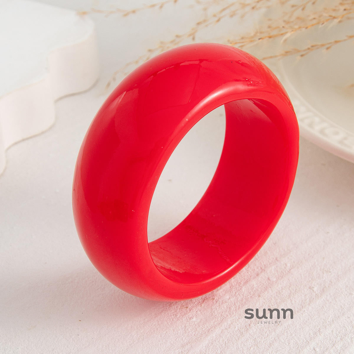 Xia Glossy Resin Cuff [35YY9FIL]