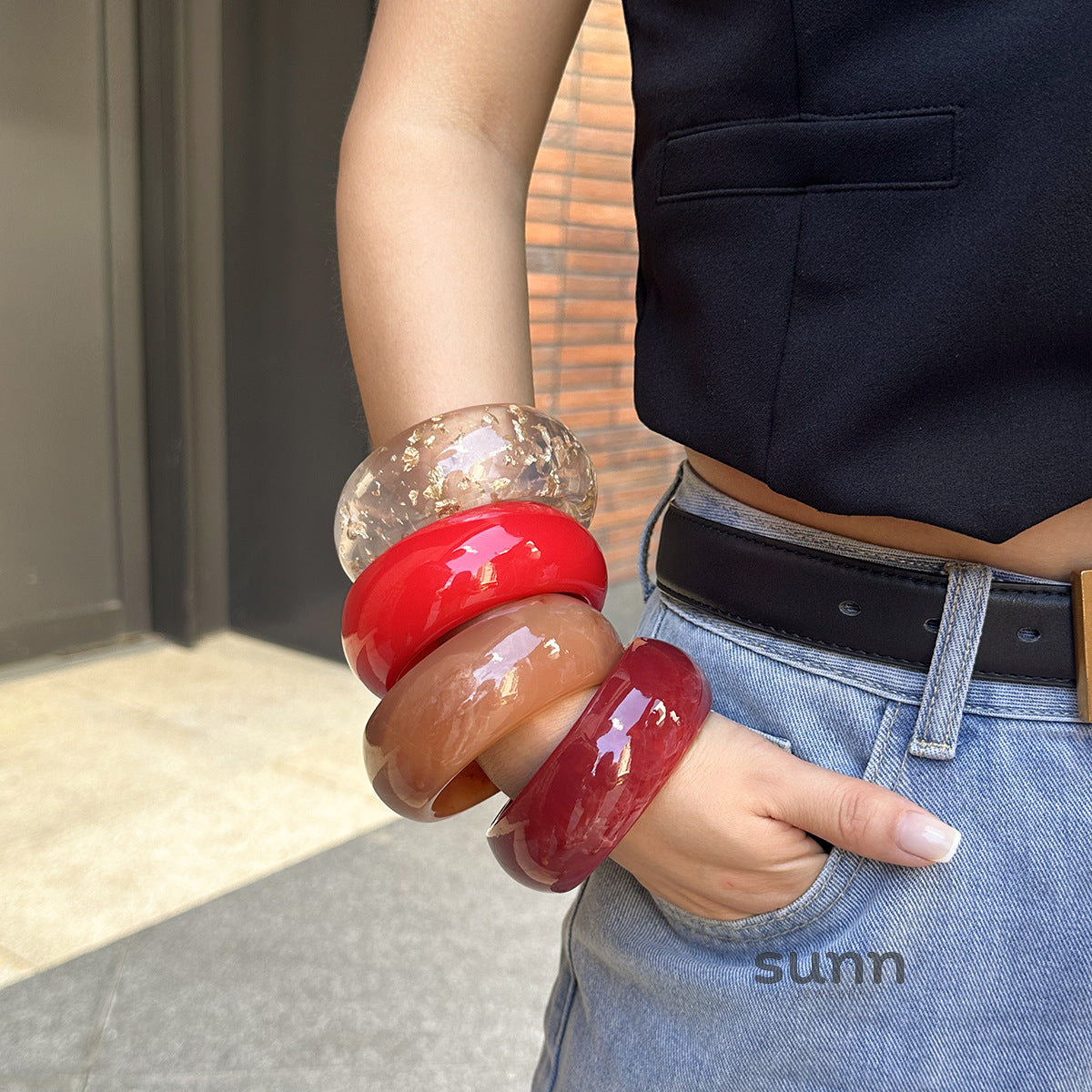 Xia Glossy Resin Cuff [MNUYWNR3]