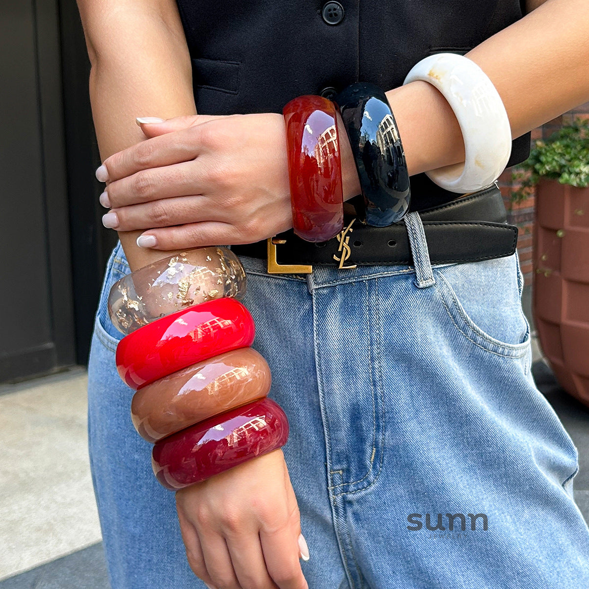 Xia Glossy Resin Cuff [M6H95DUQ]