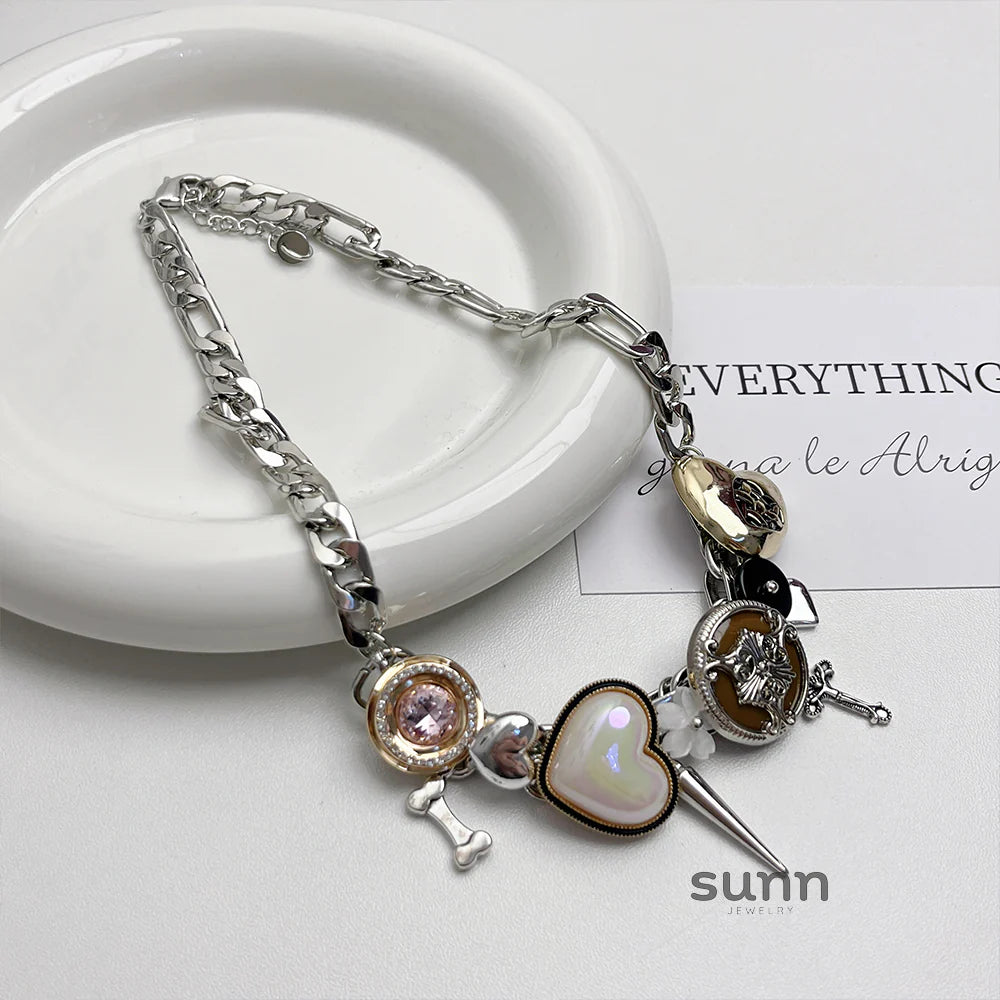 Ximenna Button Heart Necklace