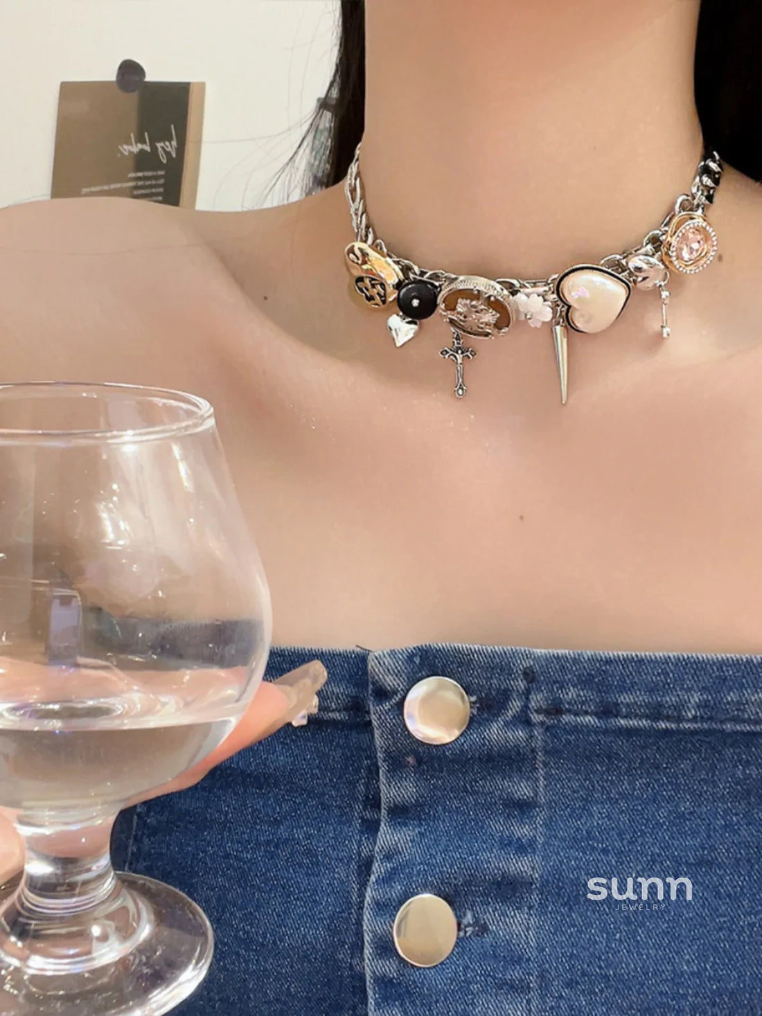 Ximenna Button Heart Necklace