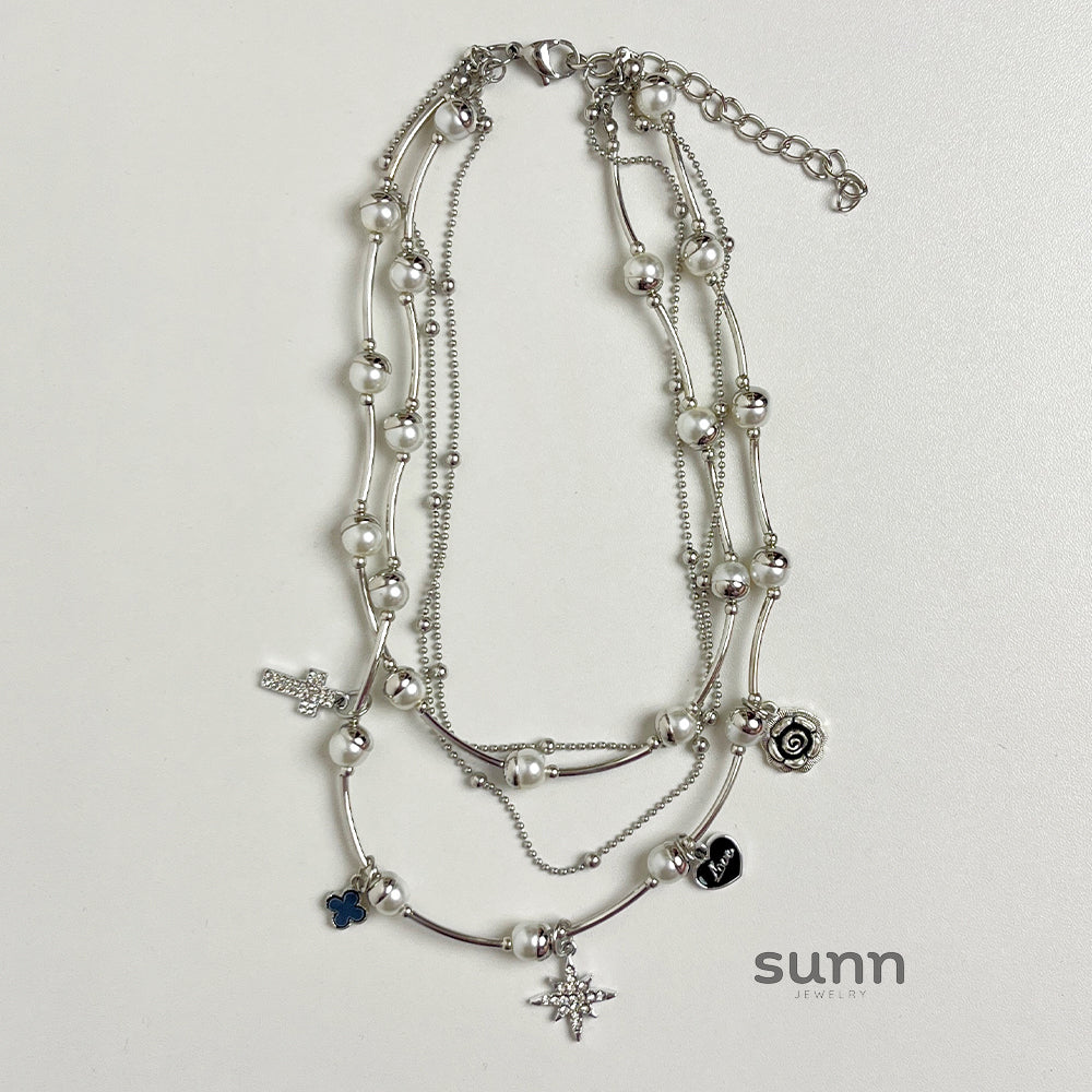 Xiomara Layered Pearl Heart Necklace [NL0B17Y9]