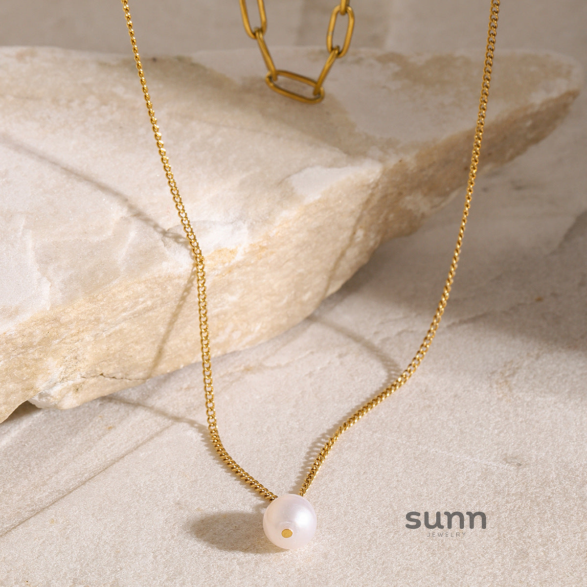 Xitlali Gold Tone Layered Pearl Necklace [1IJE5JNJ]